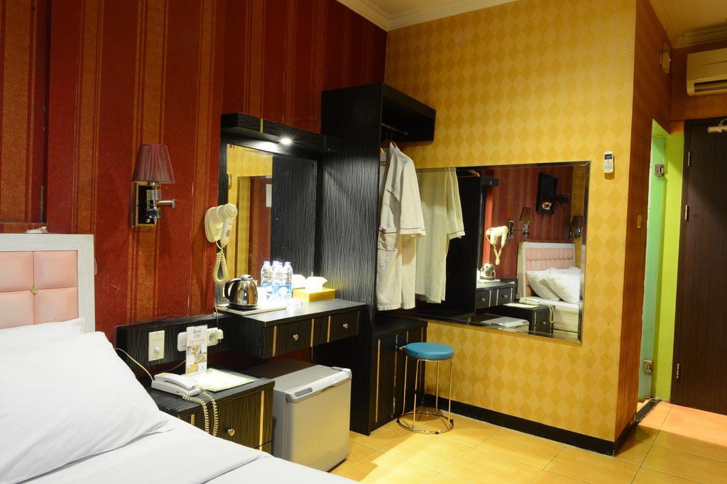 Hotel Rovi Boutique Jakarta Buitenkant foto