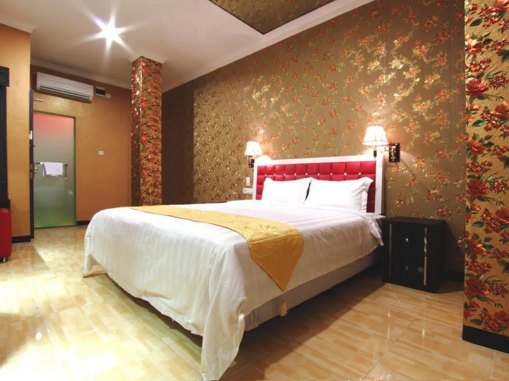 Hotel Rovi Boutique Jakarta Buitenkant foto