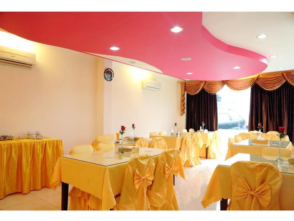 Hotel Rovi Boutique Jakarta Buitenkant foto
