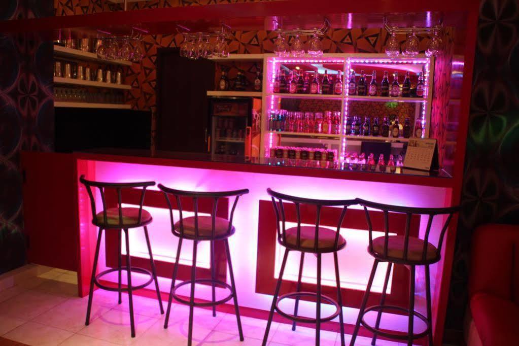 Hotel Rovi Boutique Jakarta Buitenkant foto