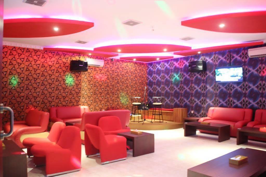 Hotel Rovi Boutique Jakarta Buitenkant foto