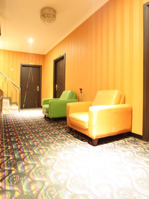 Hotel Rovi Boutique Jakarta Buitenkant foto